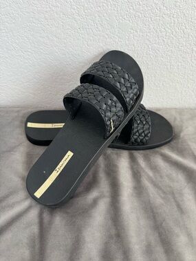 Ipanema Black Double Braided Strap Slide Sandals